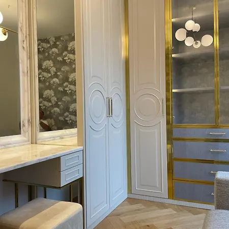 Faltom 6 Yacht Park Premium Lägenhet