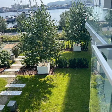 Faltom 6 Yacht Park Premium Parking דירה