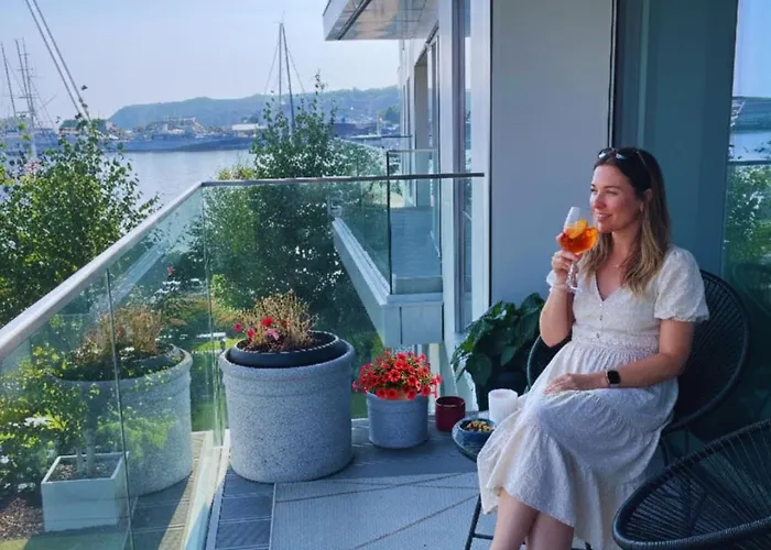 Faltom 6 Yacht Park Premium Apartament *